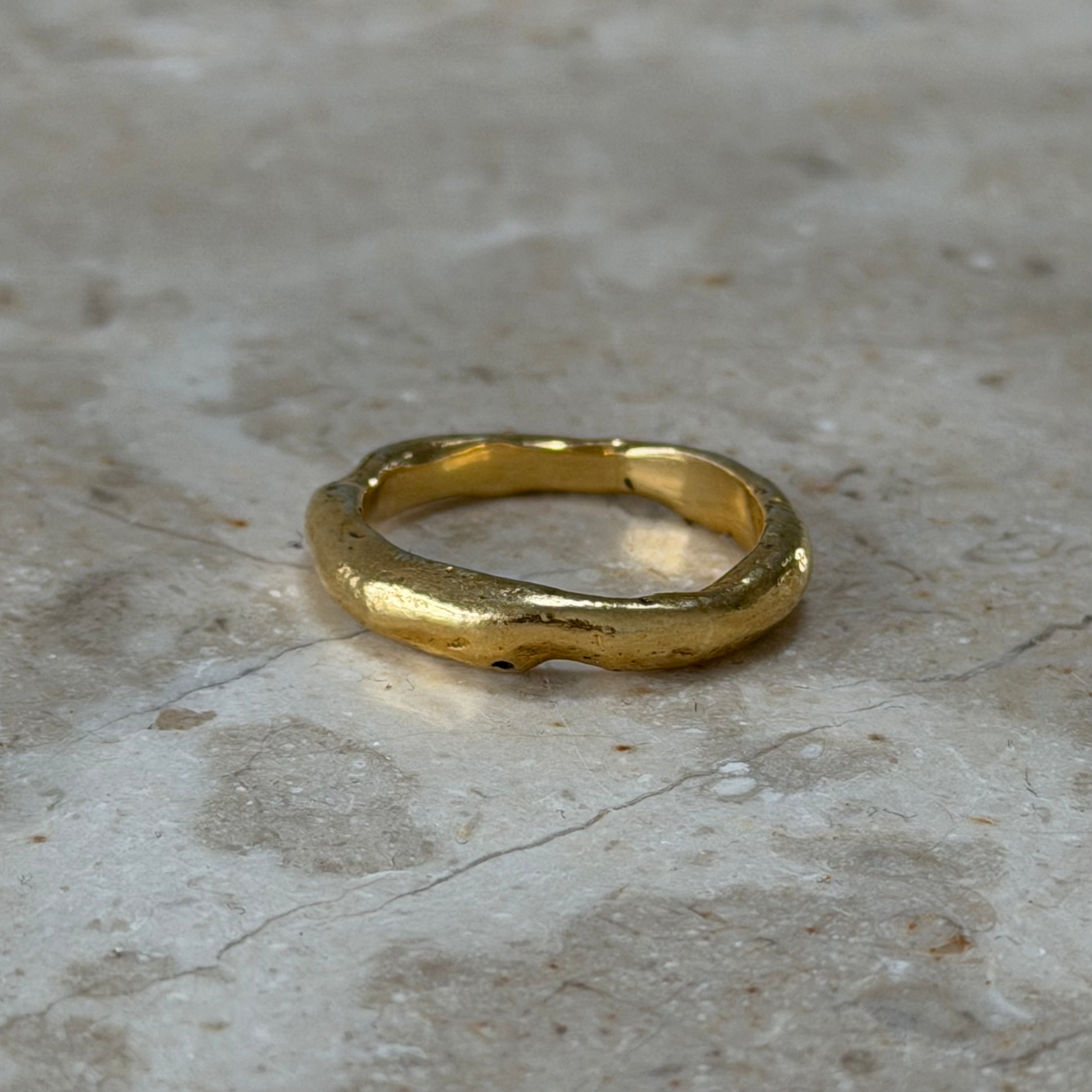 Earth Ring Forgyldt